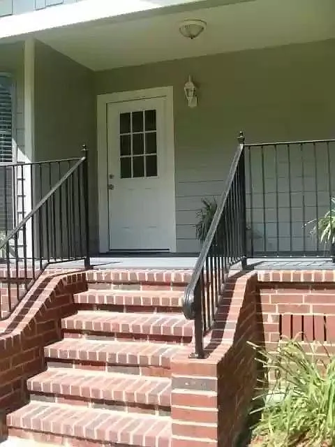 407 Allen St — Photo 2