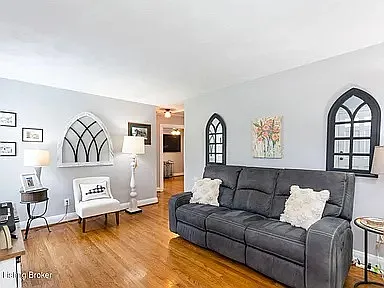 3033 Dartmouth Ave — Photo 6