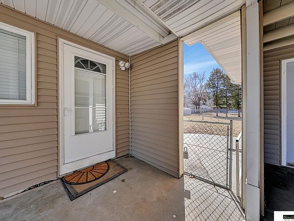 3rd image of 7029 S Eldora Ln