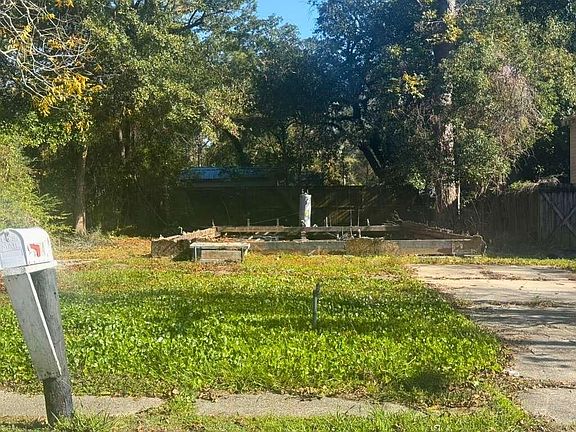 2nd image of 2914 Harris Ave