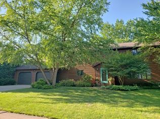 832 W Upham St, Marshfield, WI 54449