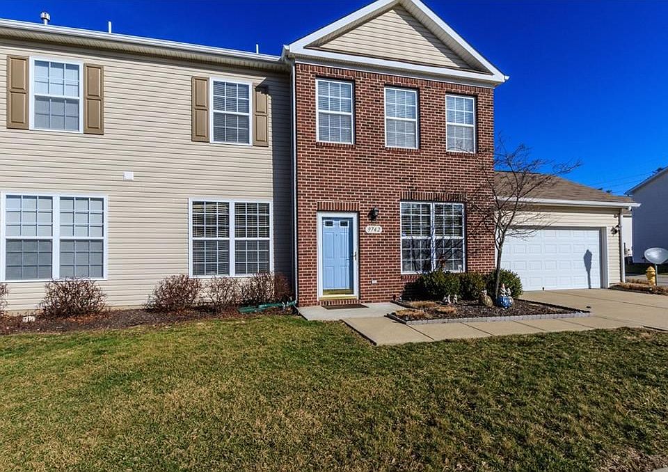 1st image of 9742 Springcress Dr