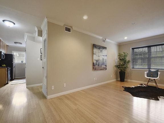 4th image of 900 S Lamar Blvd APT 312
