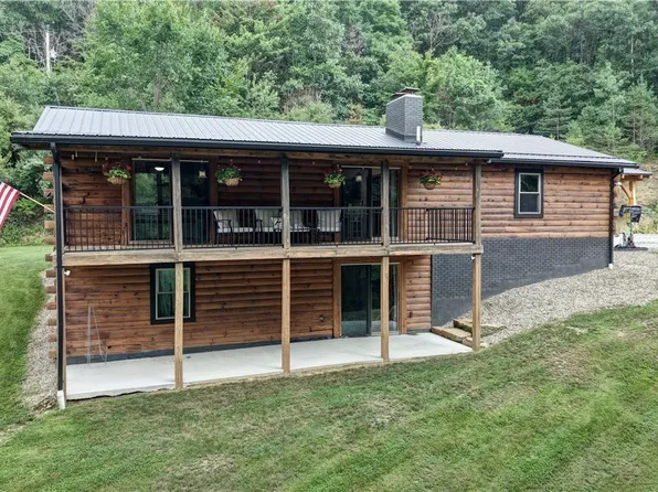 2291 Ivory Rd NW, Dellroy, OH 44620