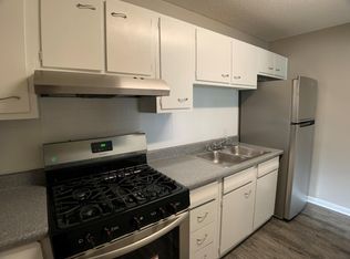 201 E Hale St #1, Spring Hill, KS 66083