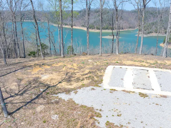 1692 Sandstone Point Trl, Monticello, KY 42633