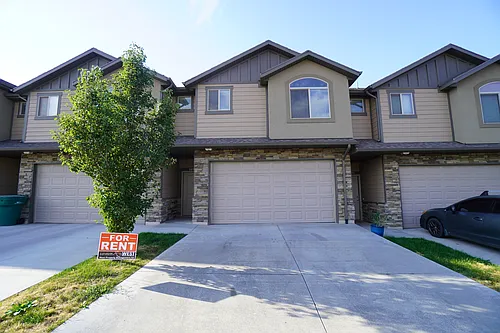 1095 W 2875 N Photo 1