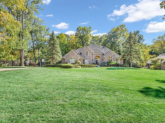 2nd image of 8737 Lantern Forest Ct