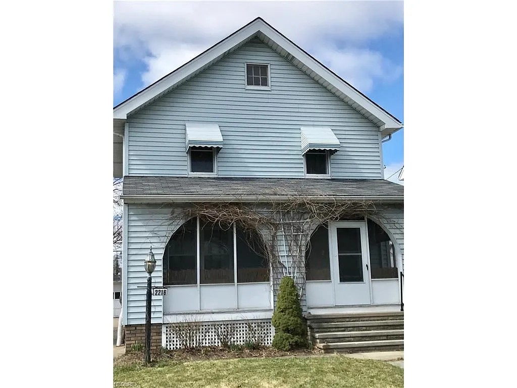 2216 Richland Ave photo 1