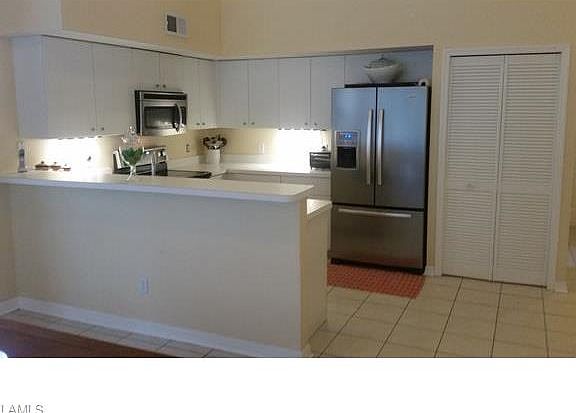 4th image of 9881 Las Casas Dr