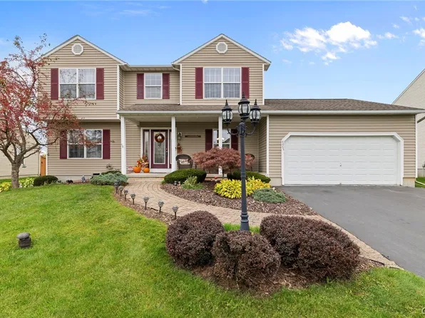 4045 Underbrush Trl, Liverpool, NY 13090