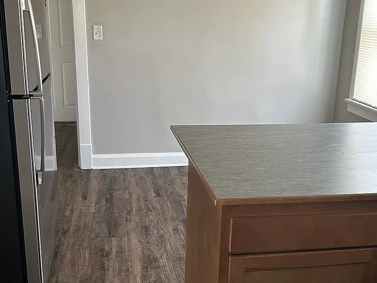 211 Carnegie Ave — Photo 13