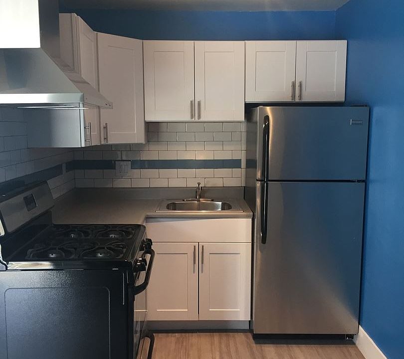 2nd image of 3659 College Ave APT 80
