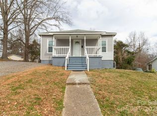 305 Flat Rock St, Clover, SC 29710