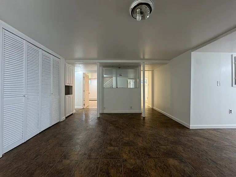 131 Webster St #1 — Photo 4
