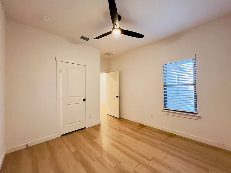 5813 Urbana Pl — Photo 19