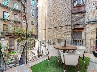 93 Clinton St APT B, New York, NY 10002