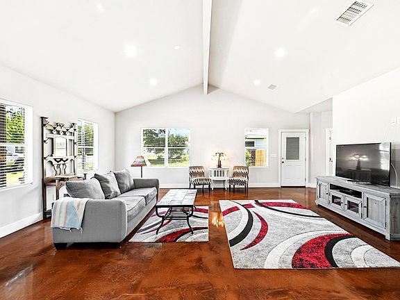 2nd image of 120 Waianae Ct