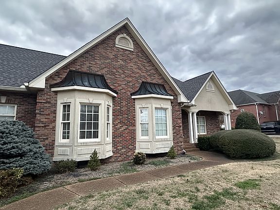 4th image of 3608 Legacy Dr