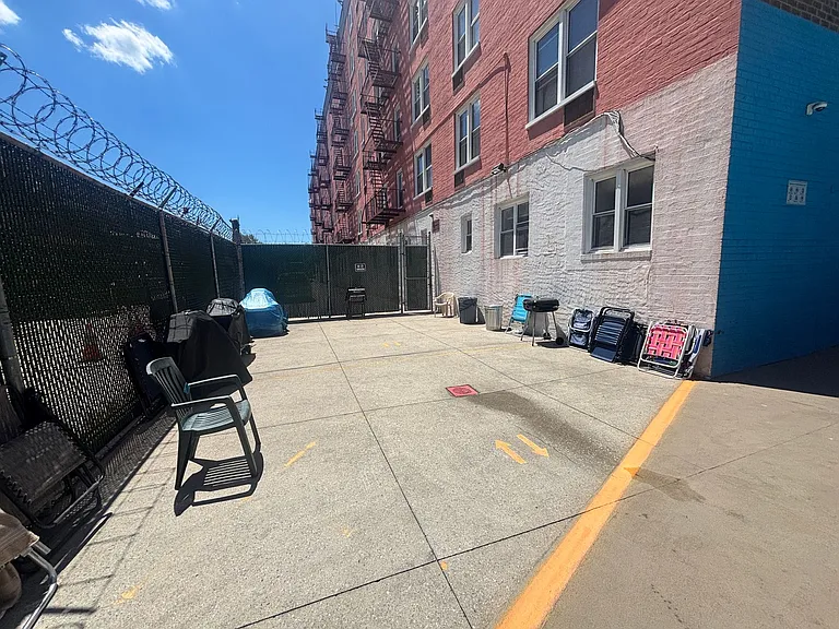 3901 Nostrand Ave #6L — Photo 10