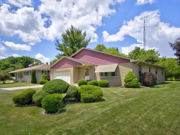 3168 Wheelock DRIVE, Racine, WI 53405