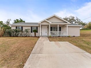 10904 Highview Dr, Dade City, FL 33525