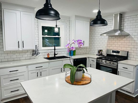 Quartz countertops