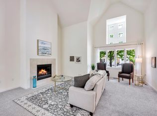 7913 Courtyard Dr, Madison, WI 53719