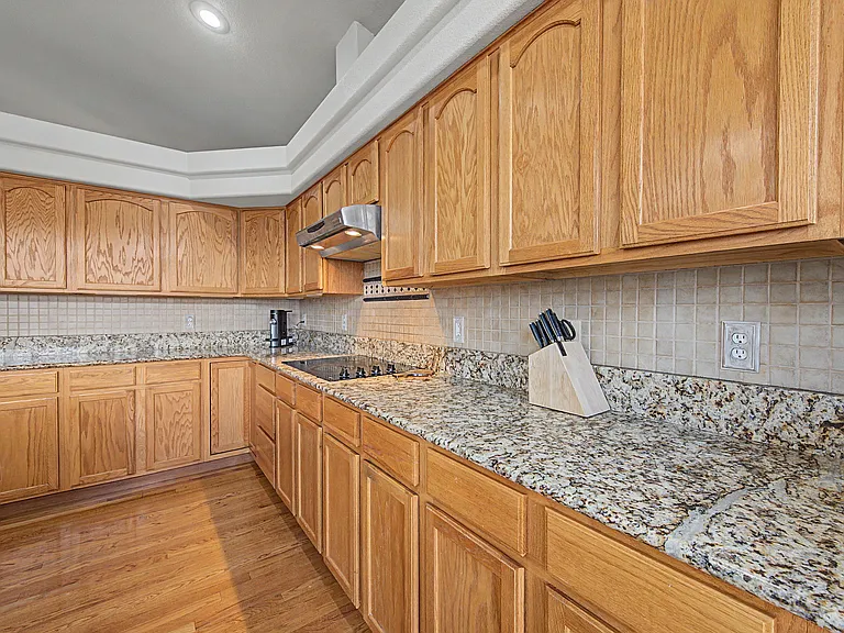 4617 Bridle Pass Dr — Photo 26