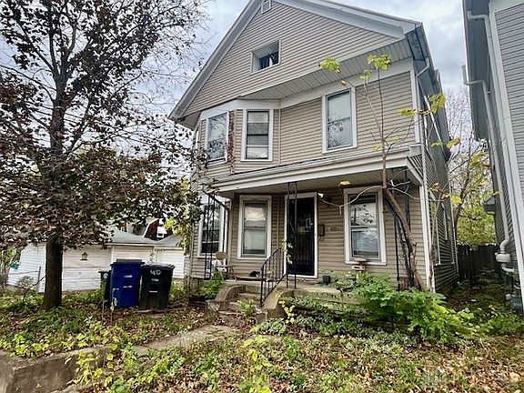 2nd image of 40 Erie Ave