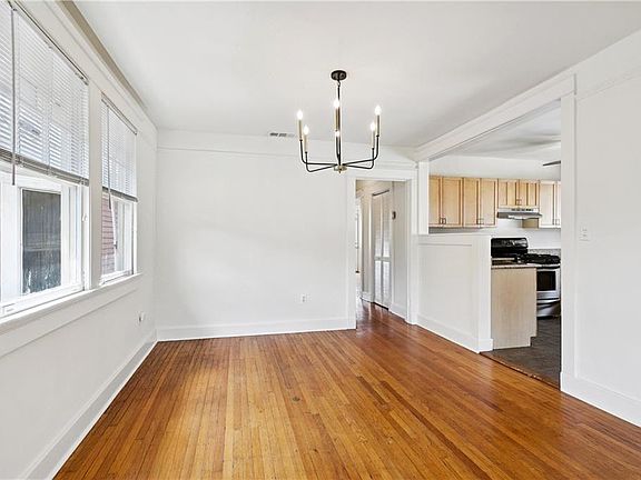 5th image of 4813 Carondelet St