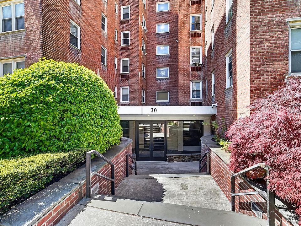 1st image of 30 E Hartsdale Avenue #2A