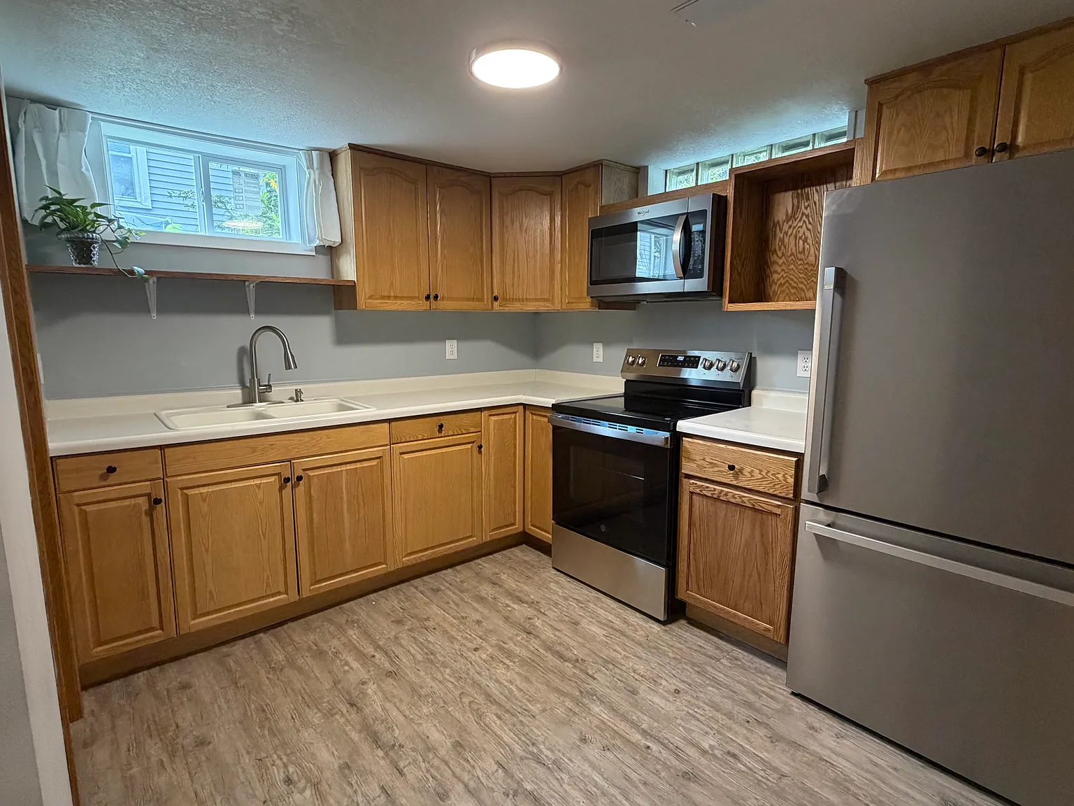 301A Leif Erikson Dr, Decorah — Photo 1