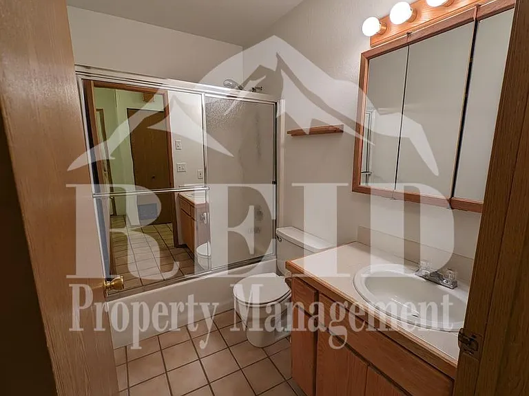 305 Shore Dr #307 — Photo 18