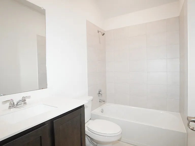 871 Philadelphia St — Photo 20