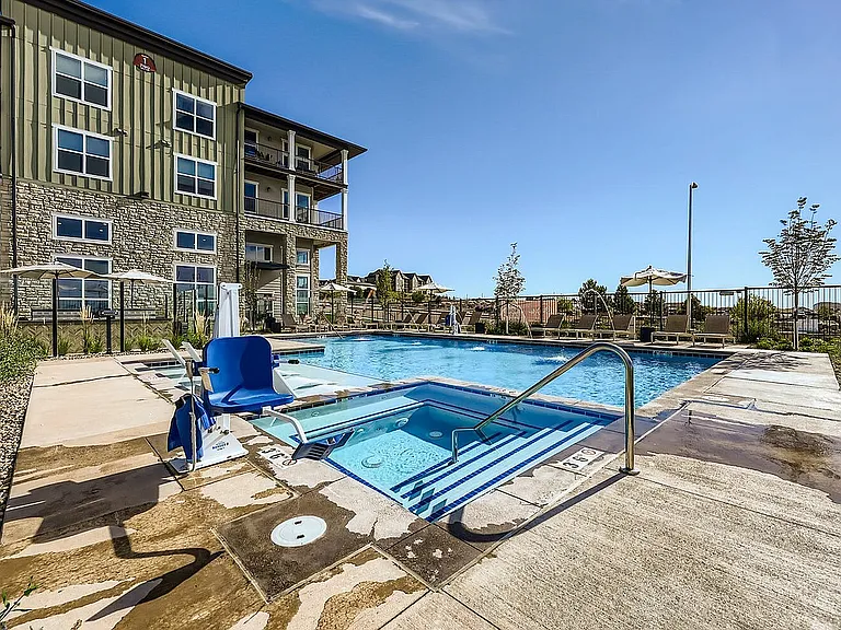 Stone Mesa Swimming Pool