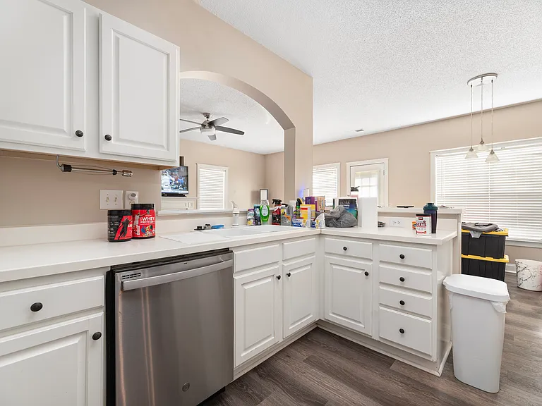 13604 Glenwyck Ln — Photo 7