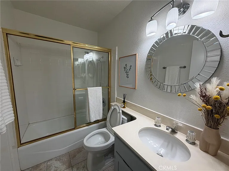 22966 Estoril Dr — Photo 8