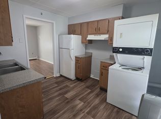 11 Saint Thomas Pl APT 1, Gloversville, NY 12078