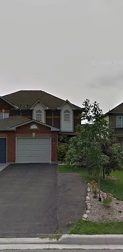 135 Mowat Cres Photo 1