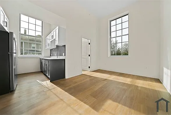 121 North St #103 — Photo 4
