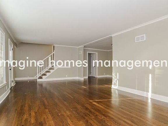 3rd image of 7606 Ward Pkwy