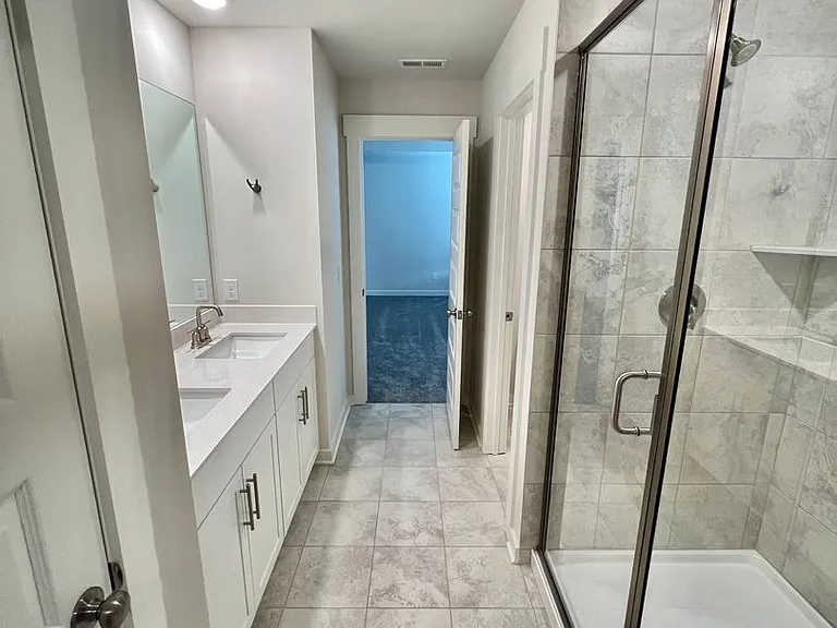 1030 Ewell Farm Cir — Photo 23