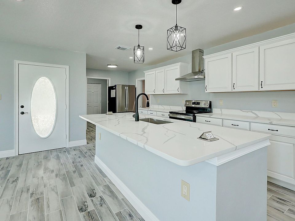 1st image of 2923 Sherwood Lane