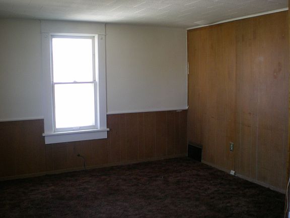 2nd image of 283-287 7th St NW