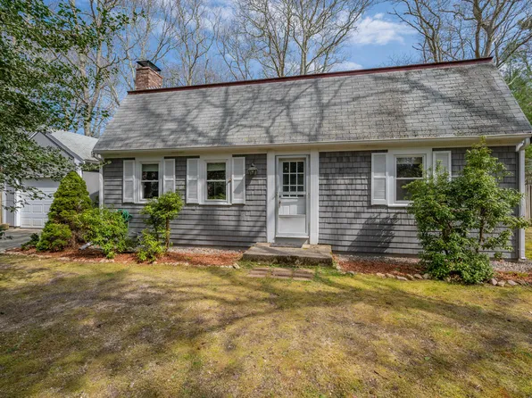 36 Wequaquet Avenue, Centerville, MA 02632