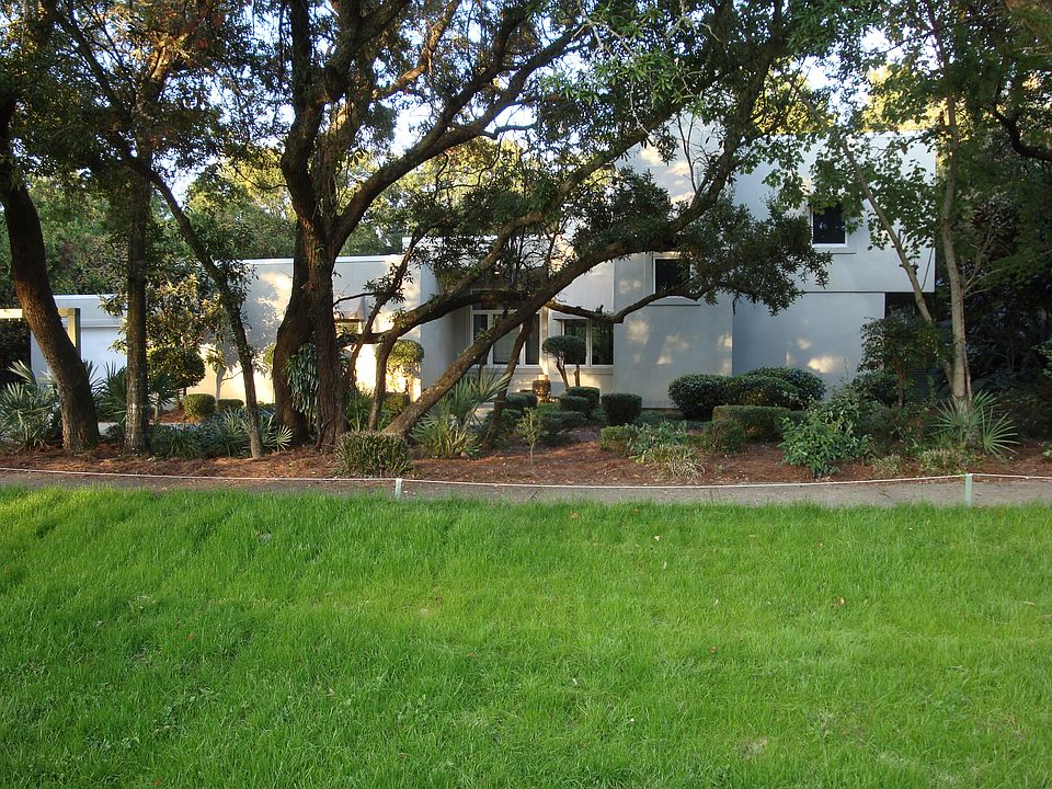1st image of 56 Shoreline Dr