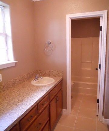 4th image of 2323 Avenue A