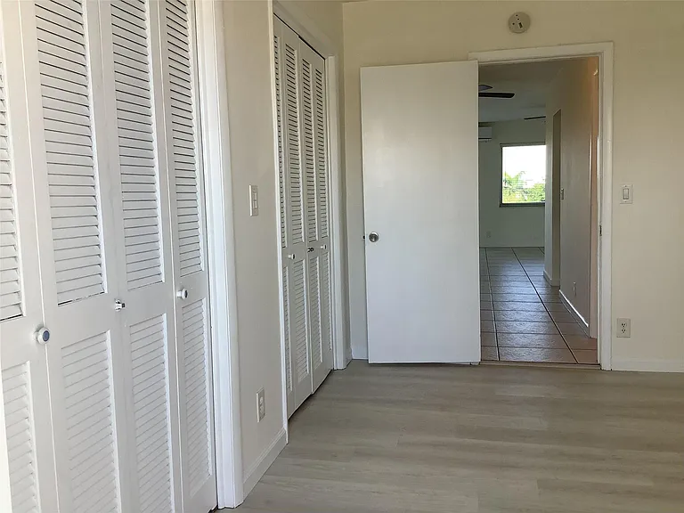 455 Golden Isles Dr #307 — Photo 12