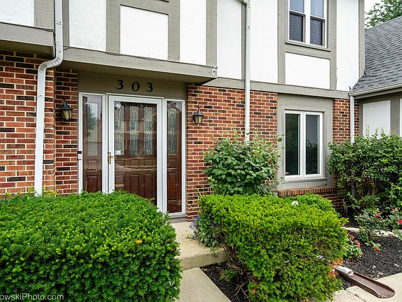 4th image of 27W303 Chartwell Dr